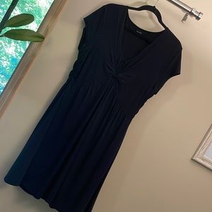 EUC Size 16 Garnet Hill Black Cotton Blend Dress w/ Flattering Bust Rouching